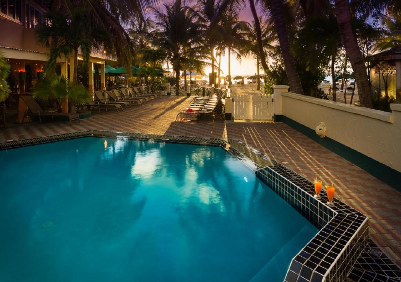 The Atrium Beach Resort And Spa, Ascend Hotel Collection Simpson Bay Eksteriør bilde