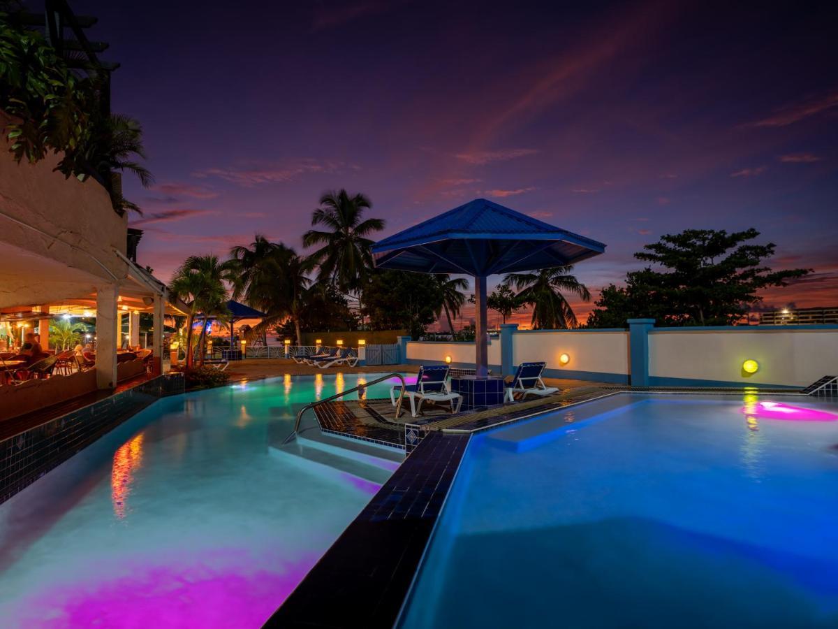 The Atrium Beach Resort And Spa, Ascend Hotel Collection Simpson Bay Eksteriør bilde