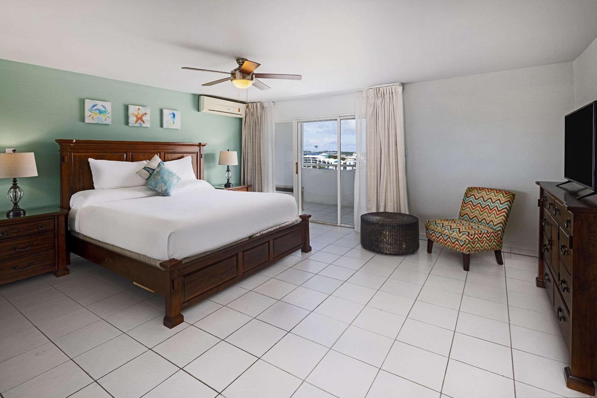 The Atrium Beach Resort And Spa, Ascend Hotel Collection Simpson Bay Eksteriør bilde