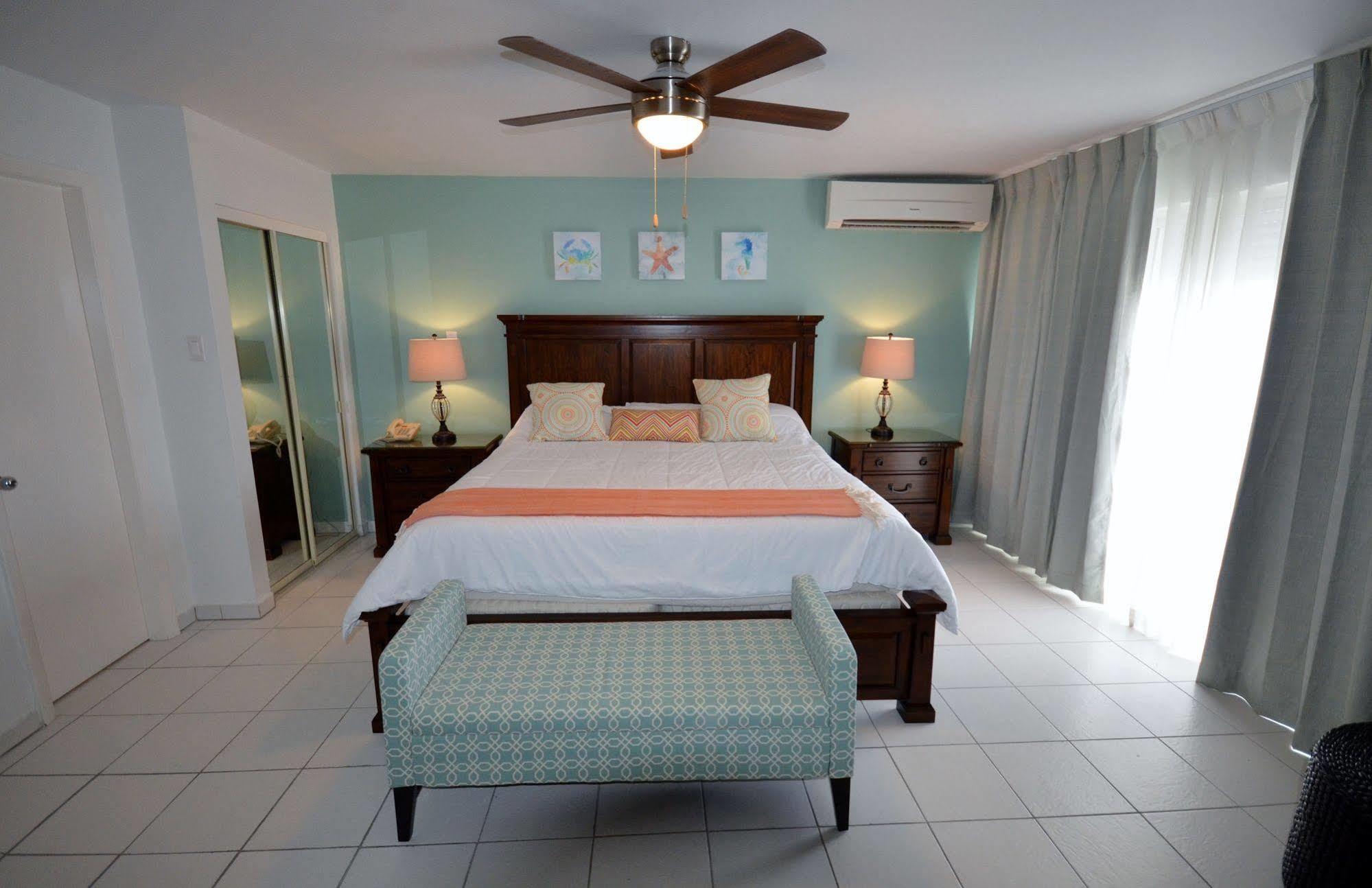 The Atrium Beach Resort And Spa, Ascend Hotel Collection Simpson Bay Eksteriør bilde